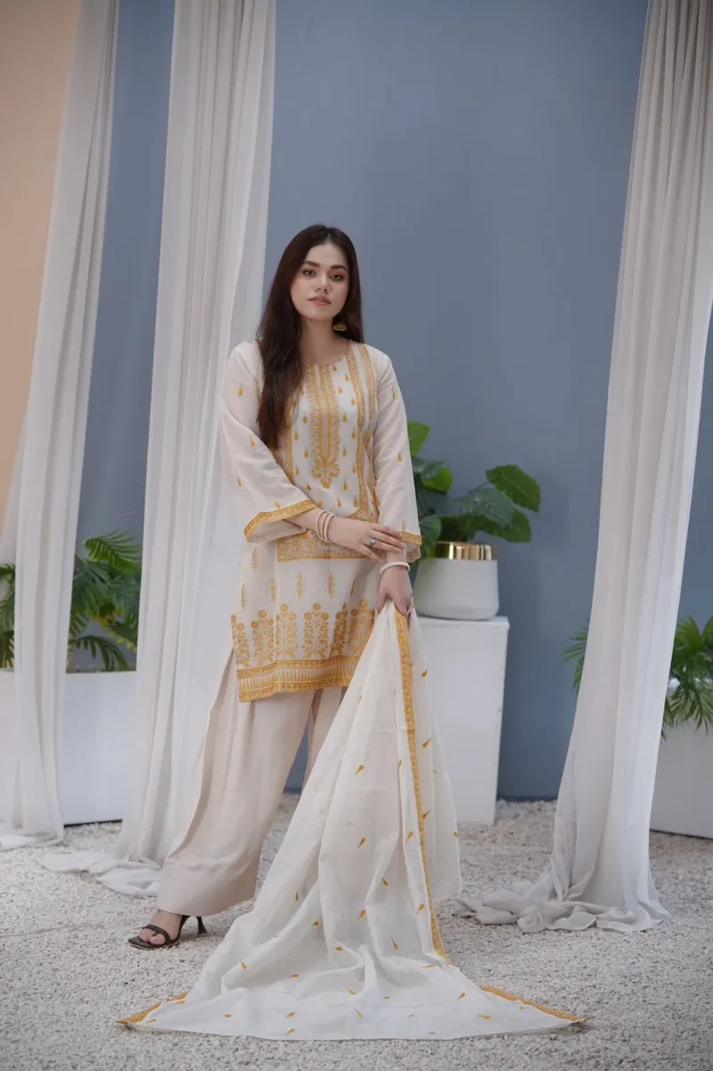 Zarnigar | 3 PC | UNSTITCHED | STITCHED