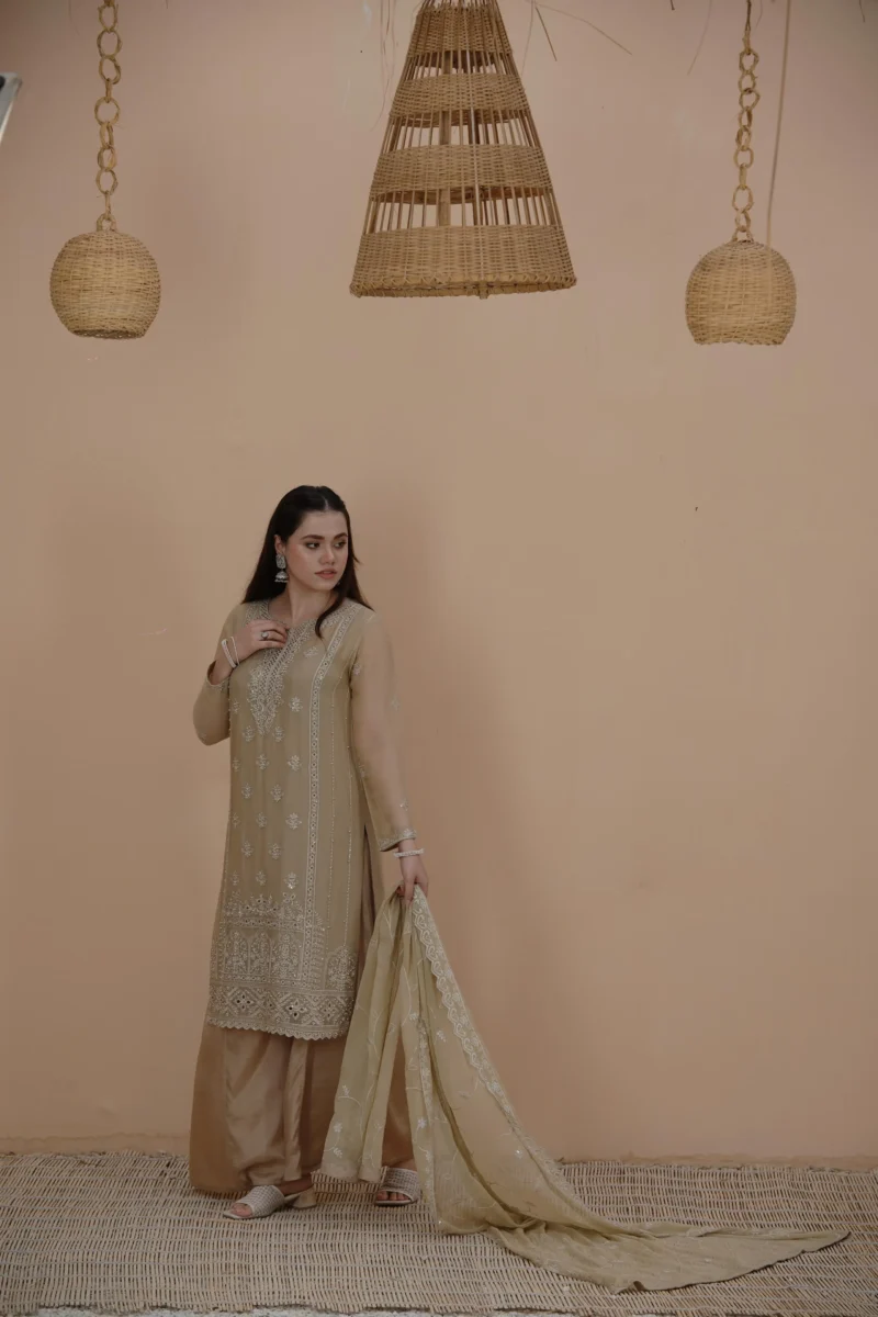 Zarwan | 3 PC | UNSTITCHED | STITCHED